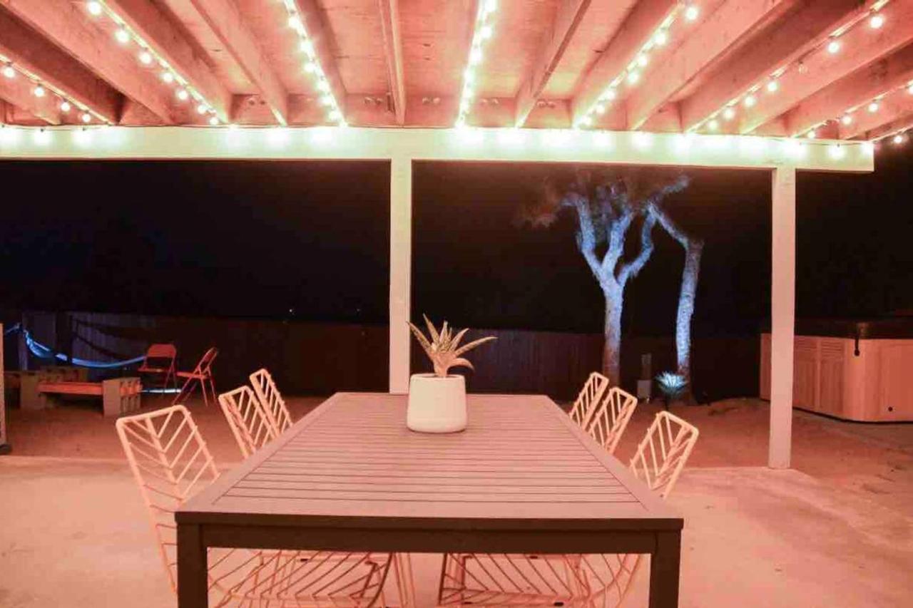 Made In The Shade - Central, Hot Tub, Ac, Sleeps 8 Villa Joshua Tree Ngoại thất bức ảnh